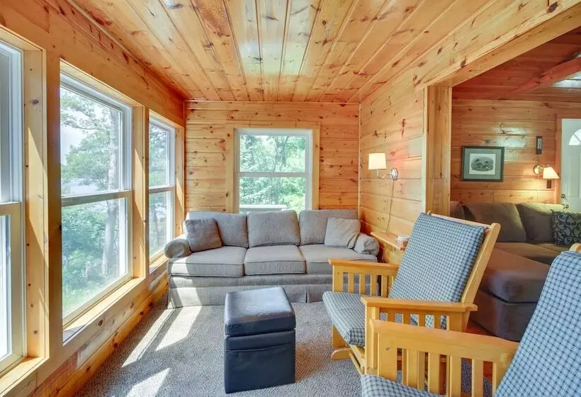 Waterfront Pequot Lakes Cabin: Fire Pit + Views!