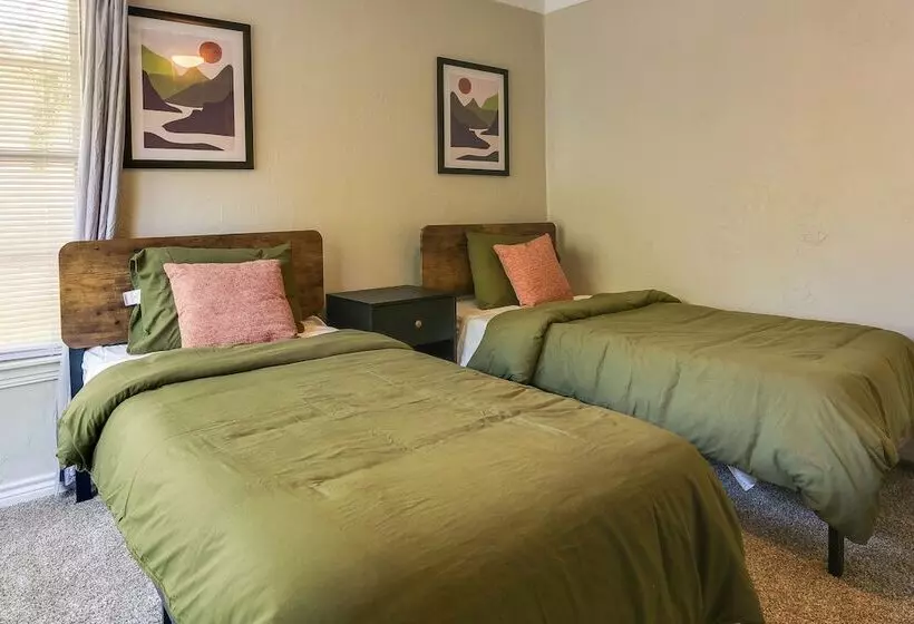 Casino Cottage  Getaway: 4 Mi To Choctaw Casino!