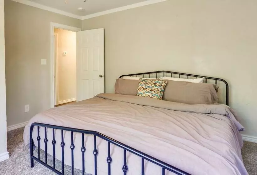 Casino Cottage  Getaway: 4 Mi To Choctaw Casino!