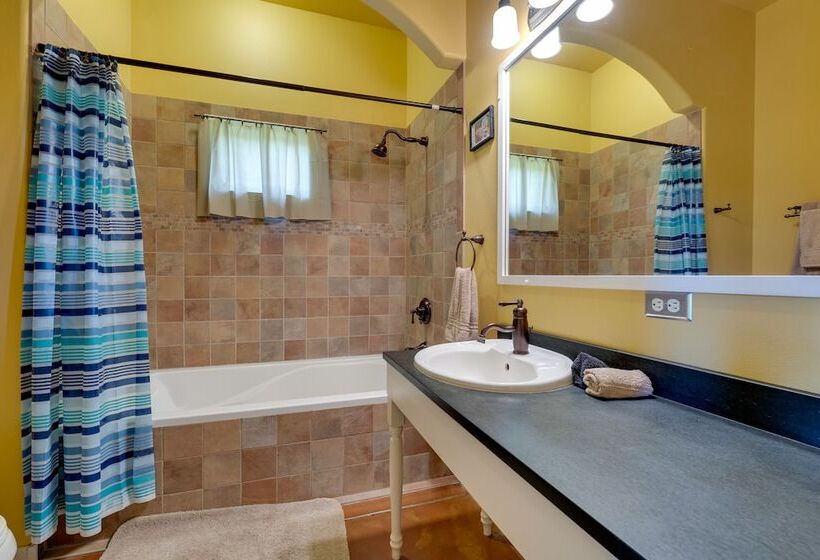 West Richland Home W/ Vineyard & Mountain Views!