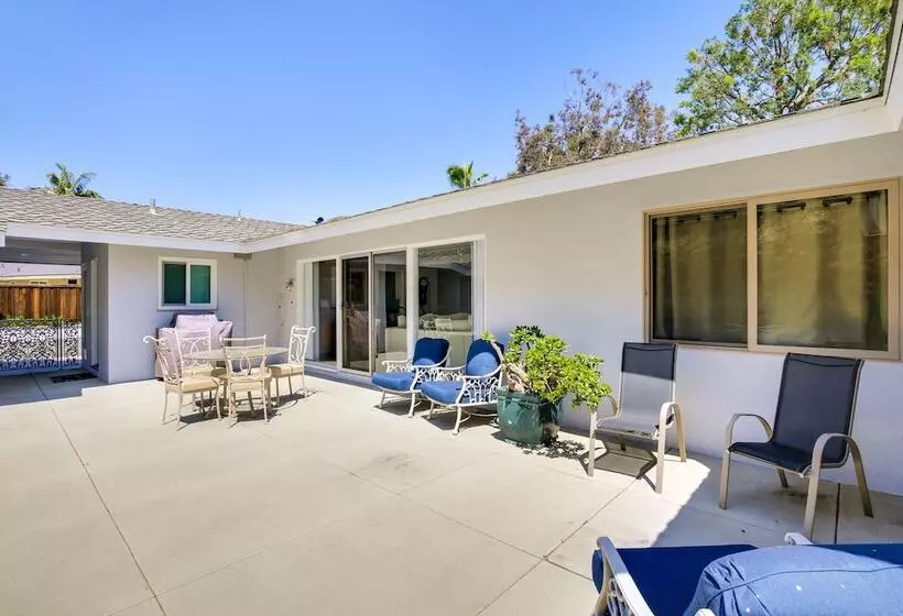 Whittier Vacation Rental: Close To Hiking Trails!
