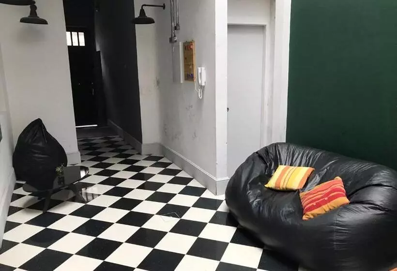 هاستل Ahivá Espacio Temporal