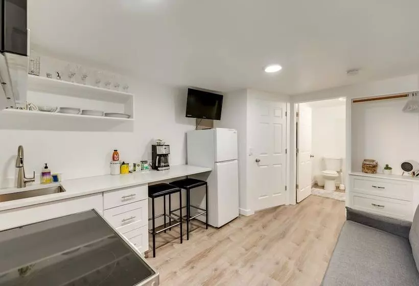 Apartment Near Juneau Downtown Historic District