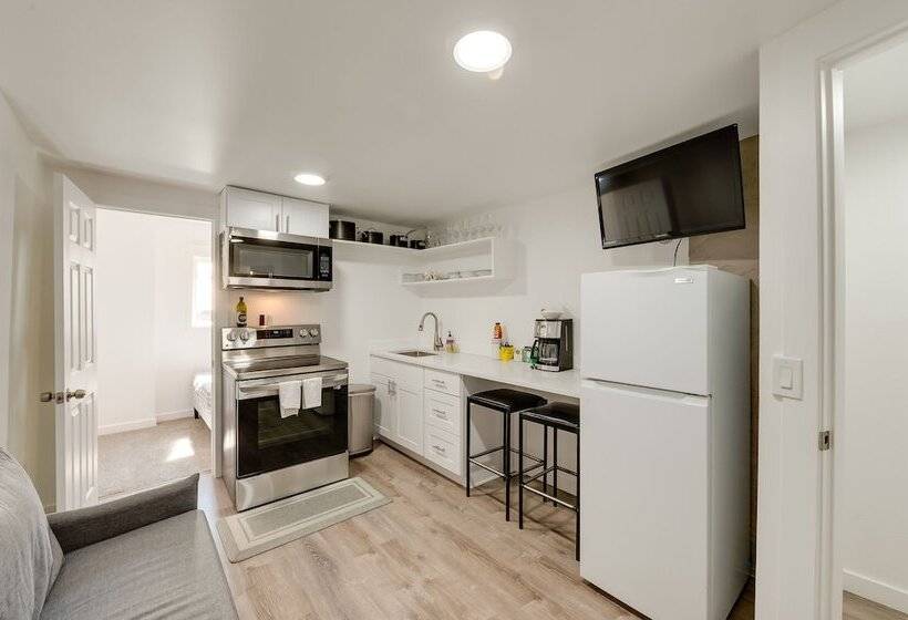 Apartment Near Juneau Downtown Historic District