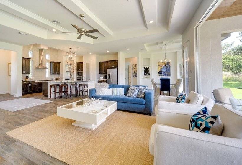 Cascada At Canyon Lake  ~ 1 Mi To Wedding Venues!