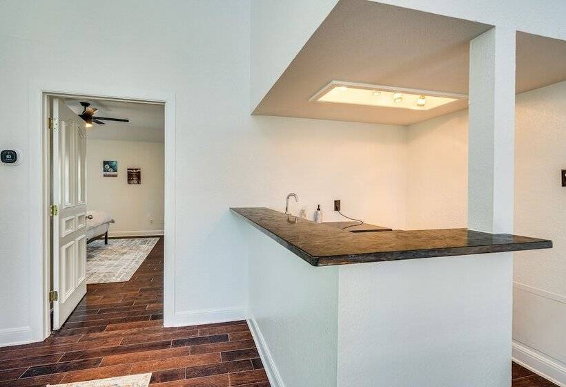 Texas Family Friendly Escape W/ Pool: Near Lake!