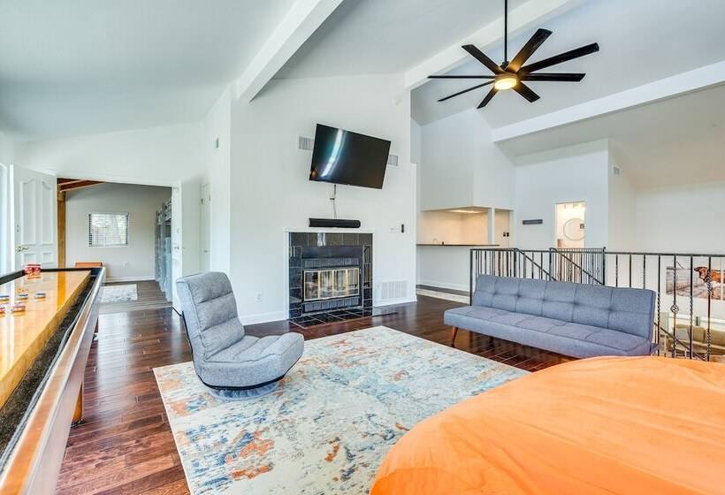 Texas Family Friendly Escape W/ Pool: Near Lake!