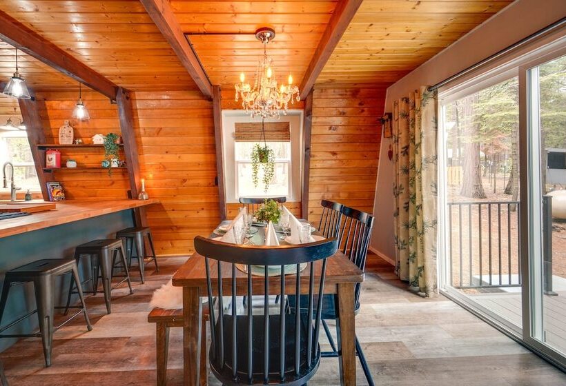 Cozy Nevada City Cabin: Deck, Game Room, Fire Pit