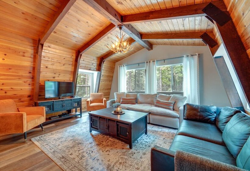 Cozy Nevada City Cabin: Deck, Game Room, Fire Pit