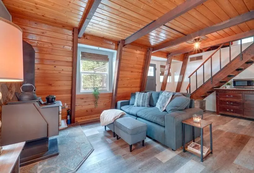 Cozy Nevada City Cabin: Deck, Game Room, Fire Pit