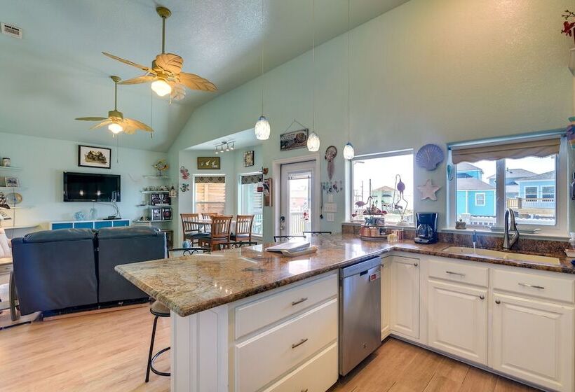 Ocean Views & Walk To Shore: Crystal Beach Home!