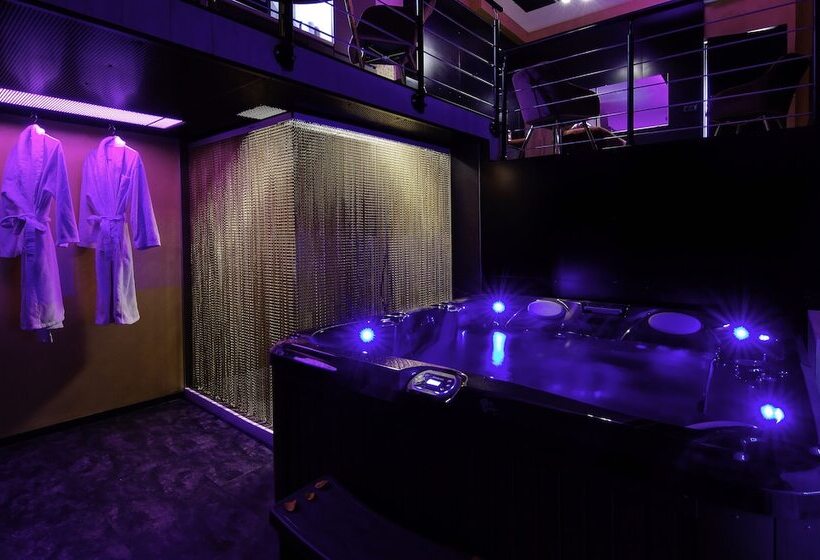 Hotel 26 Rue Du Grand Maurian