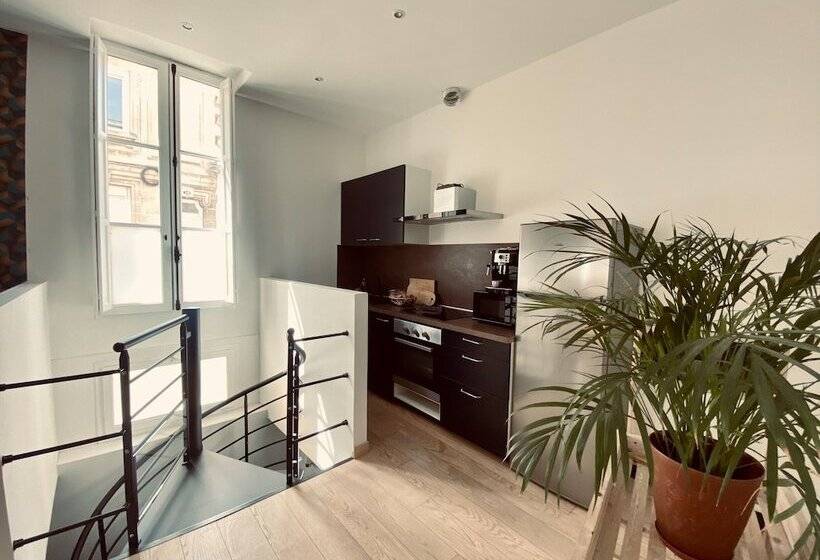 Hotel 26 Rue Du Grand Maurian