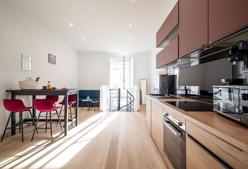 Hotel 26 Rue Du Grand Maurian