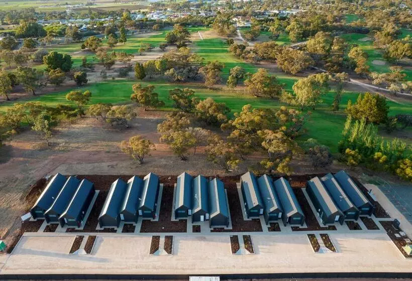 Hotelli Par Five Shacks