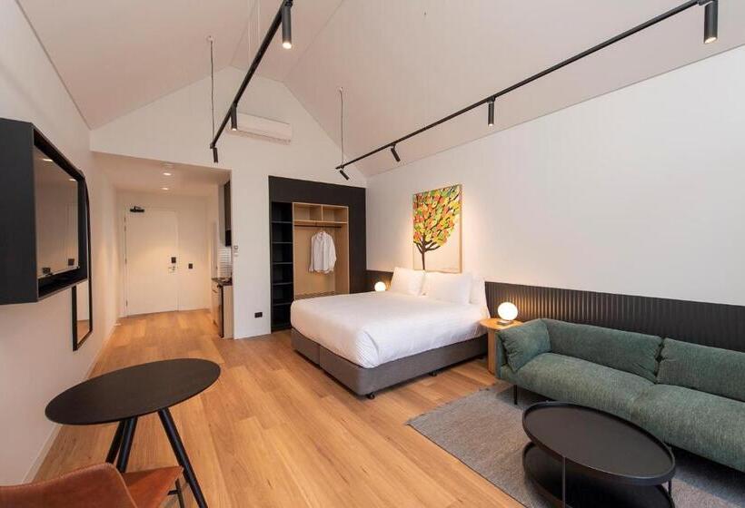 Hotel Par Five Shacks