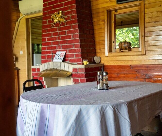 فندق Rusaliite Adventure House