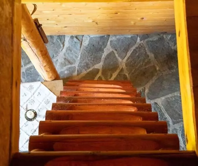 ホテル Rusaliite Adventure House
