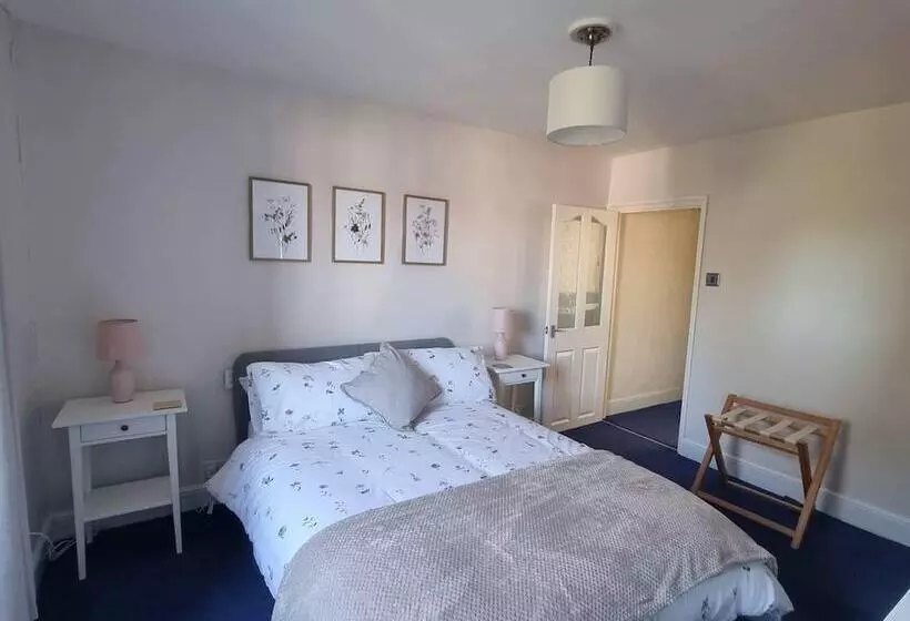 Lovely 2 Bed Cottage In Saint Bees  Ca Lola