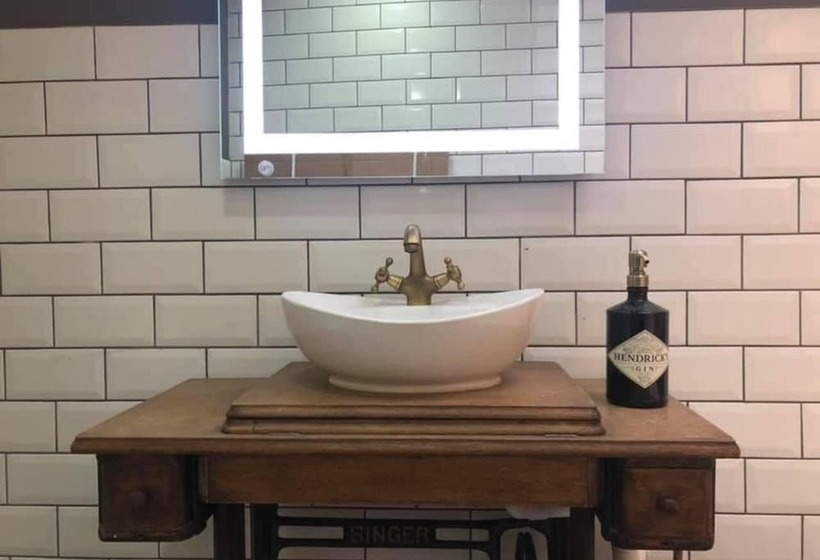 Luxury 2 Bed Cottage In Llansteffan