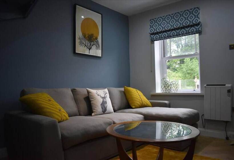 Luxury 2 Bed Cottage In Llansteffan