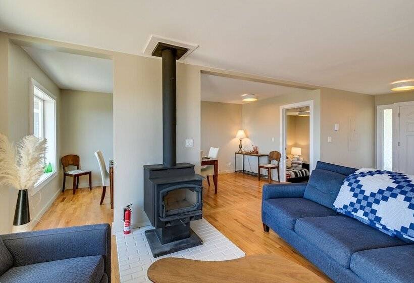 Moclips Home W/ Hot Tub & Stunning Beach Views!