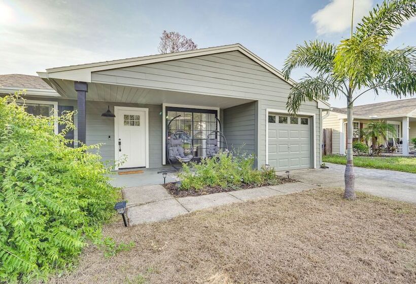 Palm Harbor Paradise W/ Community Pool!