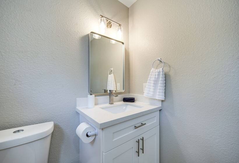 Pet Friendly Canyon Lake Home < 2 Mi To Comal Park