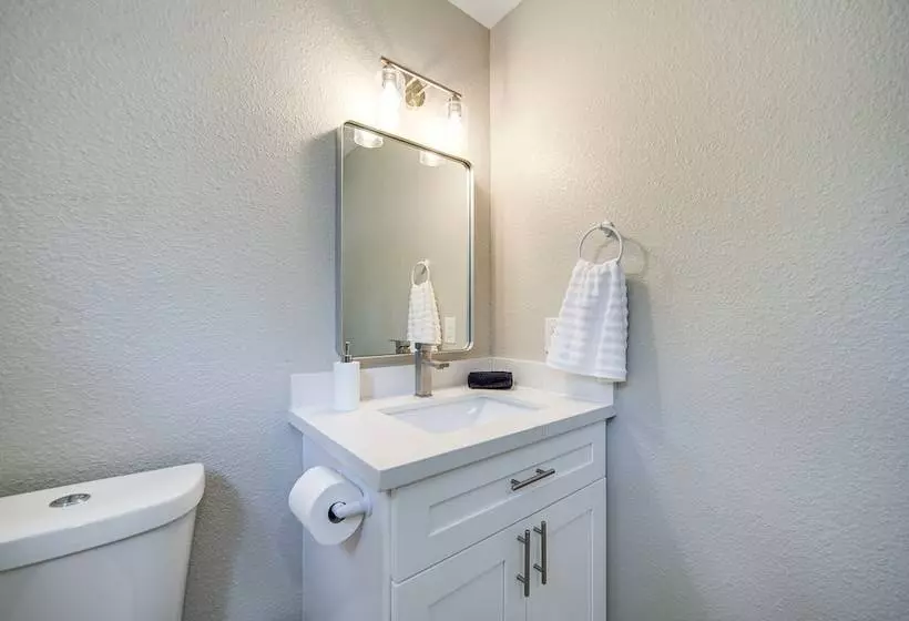 Pet Friendly Canyon Lake Home < 2 Mi To Comal Park