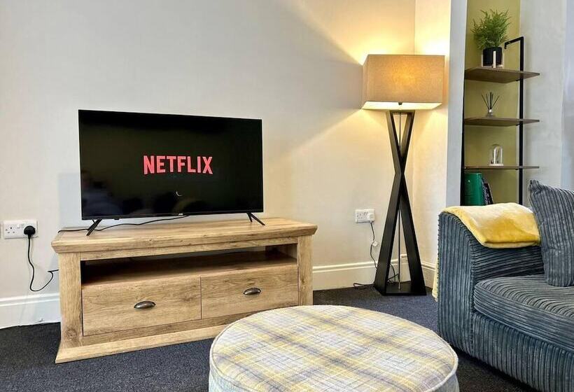 レジデンス Jonsib Cottage   A Home Away From Home