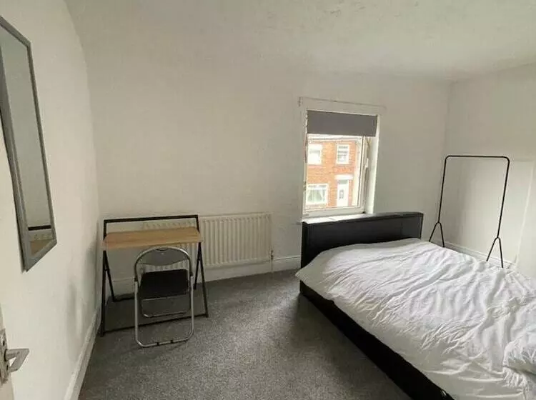 Residenssi Lovely And Bright 2 Bed House
