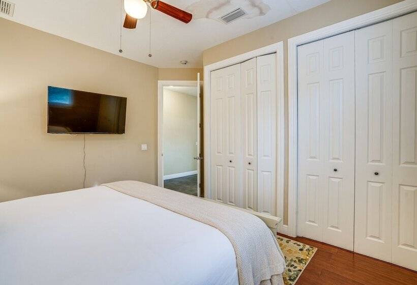 Pool & Boat Dock: Pet Friendly Cape Coral Home