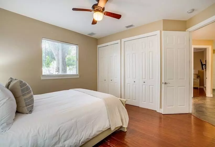 Pool & Boat Dock: Pet Friendly Cape Coral Home