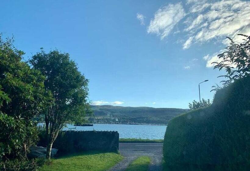 Cottage In Kilmun, Argyll 2 Bedrooms, Sleeps 2