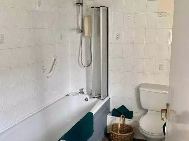 Cottage In Kilmun, Argyll   2 Bedrooms, Sleeps 2