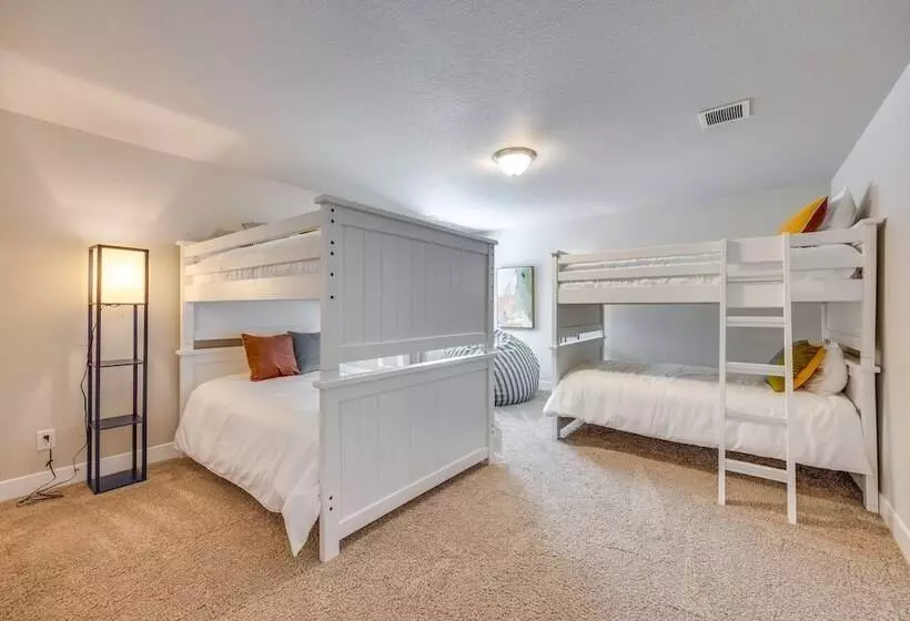 Stunning Peyton Retreat W/ Game Room, Private Yard