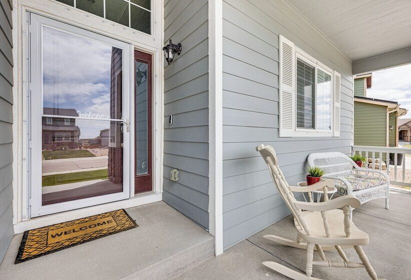 Stunning Peyton Retreat W/ Game Room, Private Yard