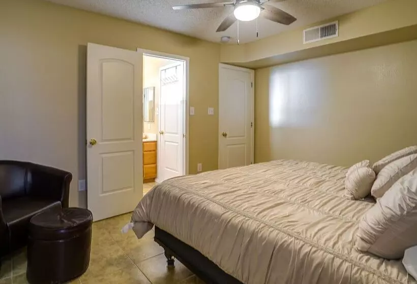 Sunny El Paso Home W/ Private Yard!