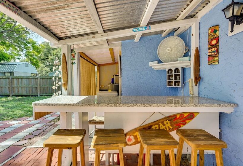 Sunny Hudson Home W/ Private Yard & Fire Pit!