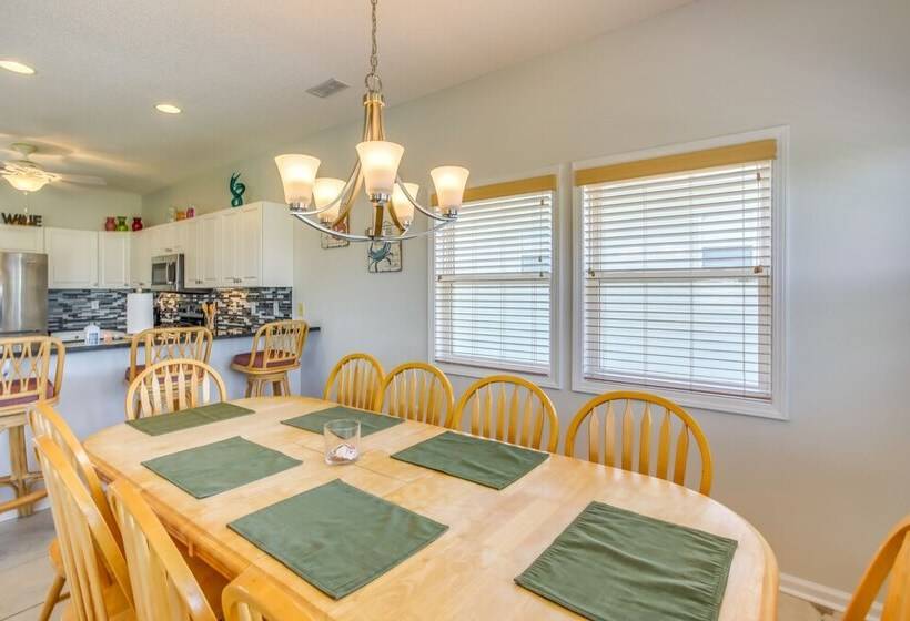 Steps To Beach: Surf City Vacation Rental!