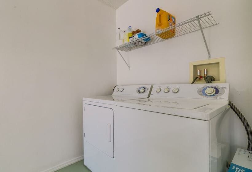 Home W/ Pool + Pickleball Access In The Villages!