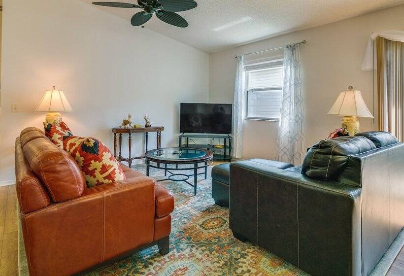 Home W/ Pool + Pickleball Access In The Villages!