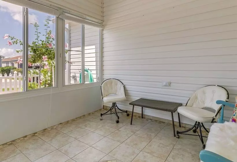Home W/ Pool + Pickleball Access In The Villages!