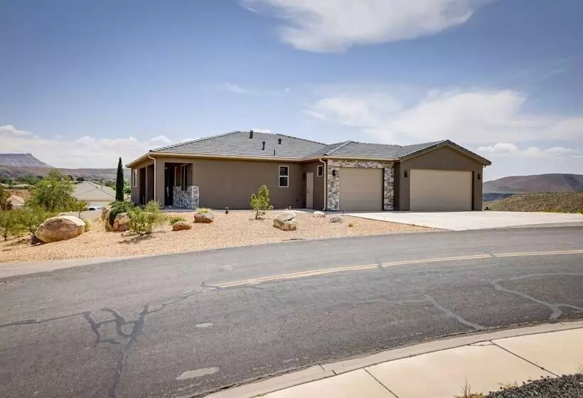 Toquerville Home W/ Mtn Views, Near State Parks!