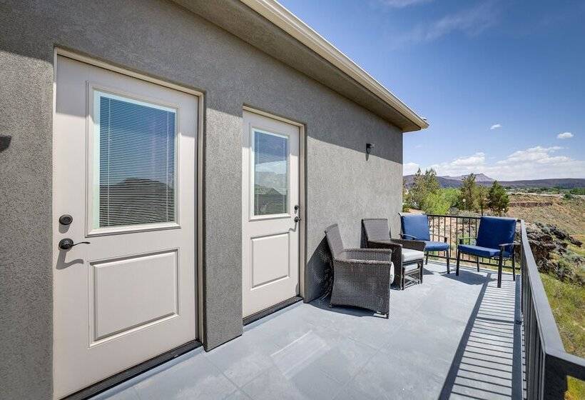 Toquerville Home W/ Mtn Views, Near State Parks!