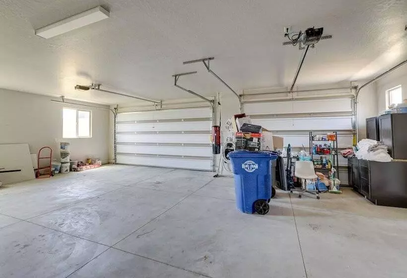 Toquerville Home W/ Mtn Views, Near State Parks!