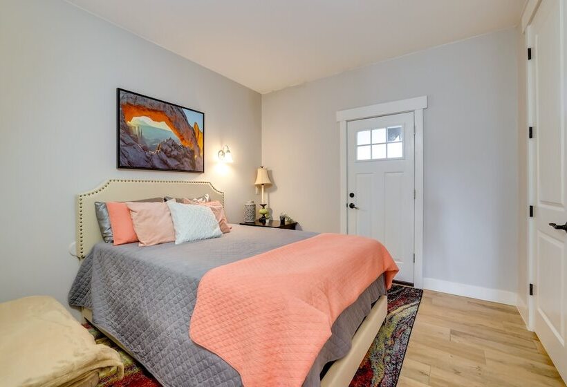 Toquerville Home W/ Mtn Views, Near State Parks!