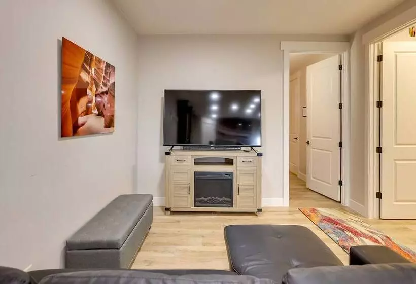 Toquerville Home W/ Mtn Views, Near State Parks!