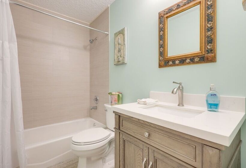 Waterfront Jacksonville Retreat W/ Boat Dock!