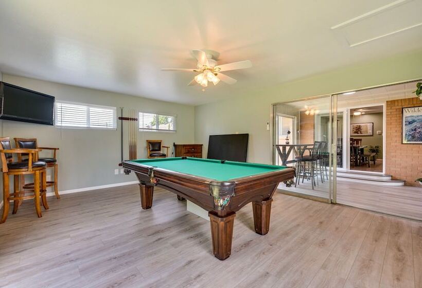 Pet Friendly Gem W/ Private Yard In Westminster!